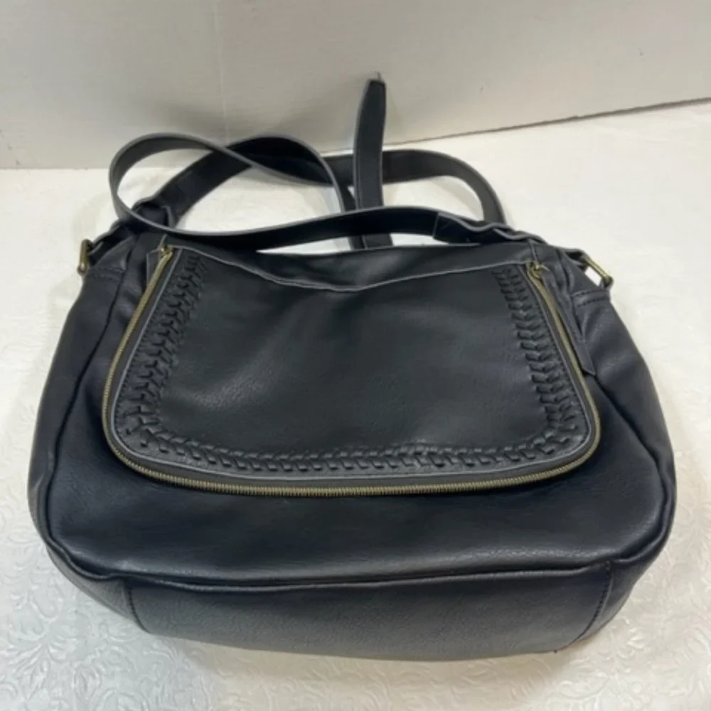 Black Faux Leather Messenger Shoulder Bag Crossbody Adjustable Zip Around Front